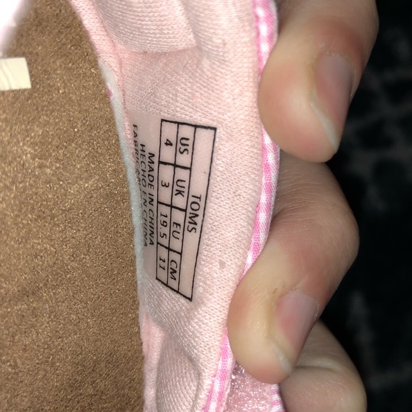 Tiny Toms, Pink Gingham, Crib Shoe, Size 4 - Picture 5 of 5